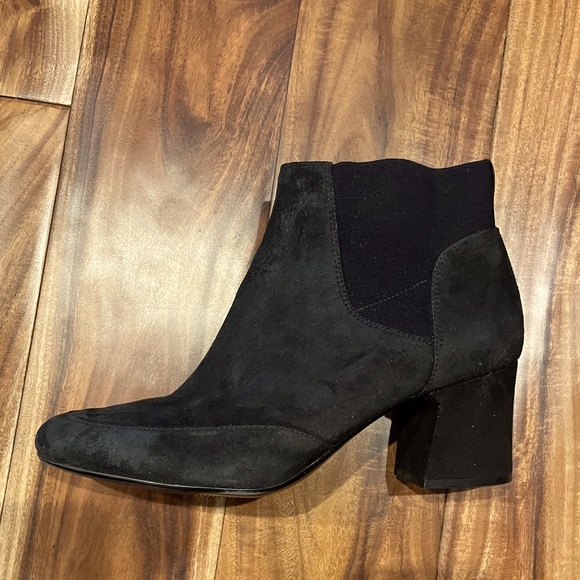 Naturalizer Shoes - Black suede Naturalizer ankle boot